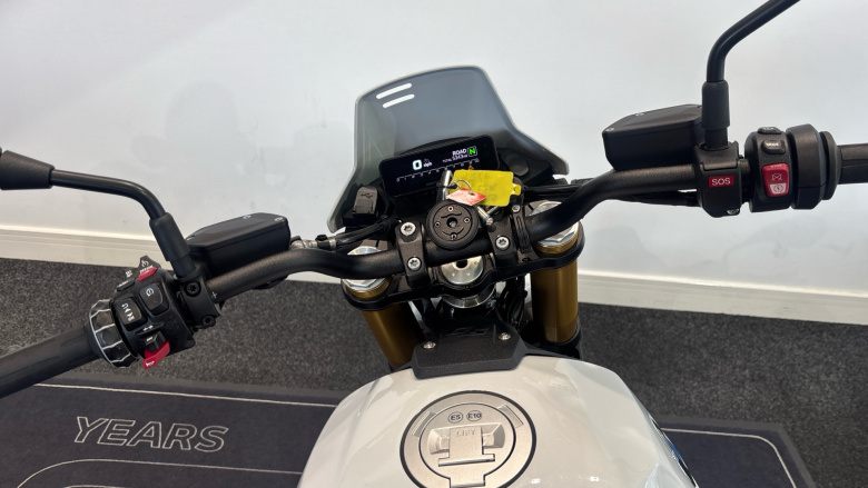 BMW R12 GS (25MY)